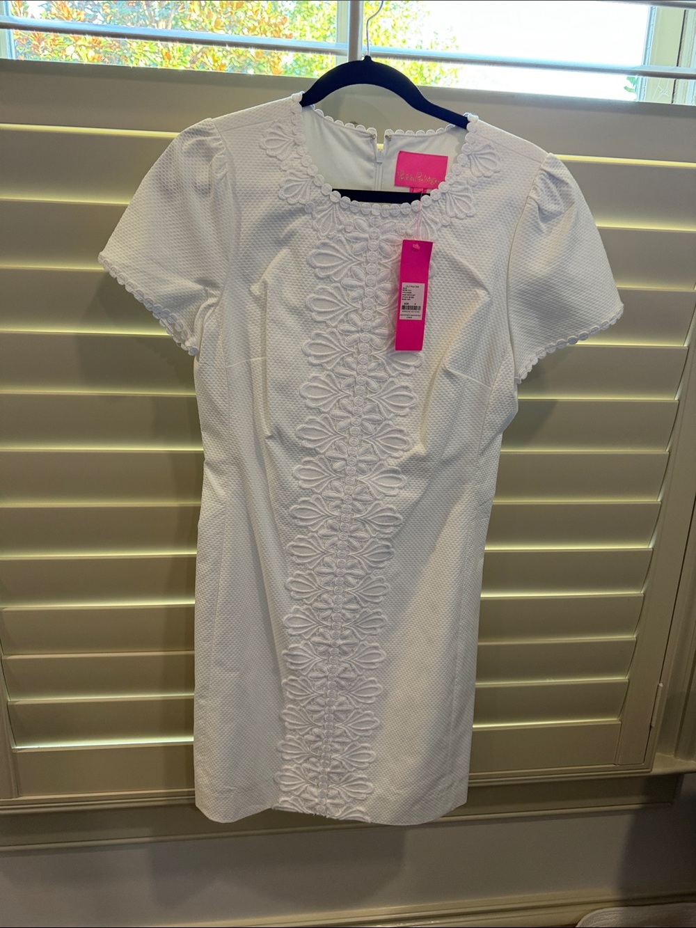 Lily Pulitzer White Embroidered Front Shift Dress